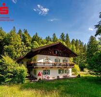 Denkmalgeschützte Landhaus-Villa mit Blick auf die Zugspitze - Grainau