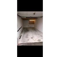 Garage mit Strom und elektronischem Tor ab 01.01.2026 - Bamberg Gereuth