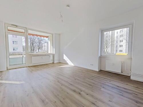 Foto - Schöne 3-Zimmer-Erdgeschosswohnung mit modernem Wannenbad und BALKON