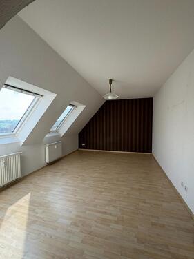 Foto - 2 Zimmer Dachgeschoßwohnung zur Miete in Reichenbach im Vogtland