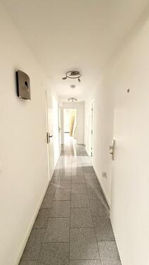 Foto - Schöne teilmöblierte 3-Zimmer Dachgeschosswohnung in ruhiger Lage