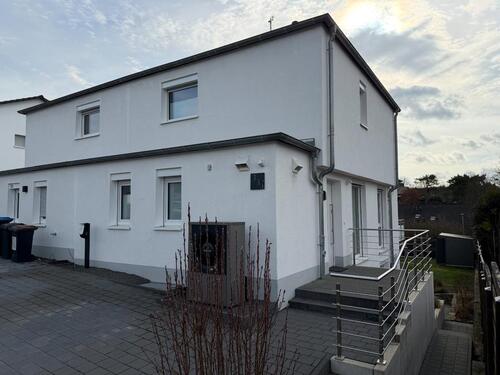 Foto - Exklusive Doppelhaushälfte (Bj. 2022)