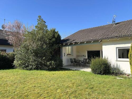 Foto - 7 Zimmer Einfamilienhaus in Solms