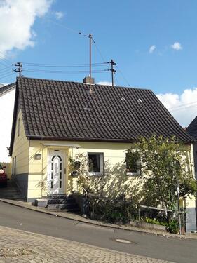 Foto - Einfamilienhaus freistehend - 129.000,00 EUR Kaufpreis,