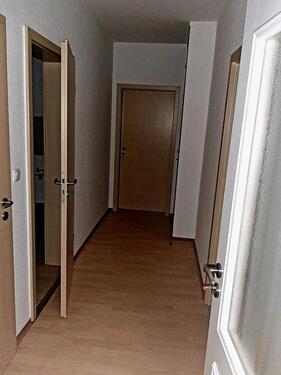 Foto - Vermiete 3-Zimmer-Wohnung - 400,00&nbsp;EUR Kaltmiete, ca.&nbsp; 68,00&nbsp;m&sup2;