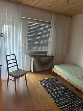 Foto - Wohnung zu vermieten 3 Zi. - 1.200,00 EUR Kaltmiete, ca.  70,00 m²