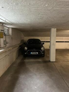 Foto - Tiefgaragenstellplatz in Hamburg Uhlenhorst zu vermieten
