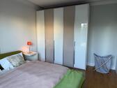 Foto - Möblierte 2-Zimmer-Wohnung mit Balkon & Tiefgarage – 6 Monate