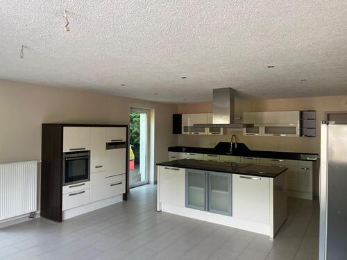 Foto - 145 m2 Wohnung zu vermieten - 1.350,00 EUR Kaltmiete,