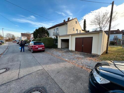 Foto - Garage Lager mit 24 qm und Strom Licht in Königsbrunn