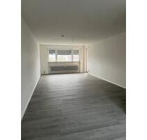 Kernsanierte 4-Zimmer Wohnung - 1.100,00&nbsp;EUR Kaltmiete, ca.&nbsp; 121,00&nbsp;m&sup2; in Kandel (PLZ: 76870)