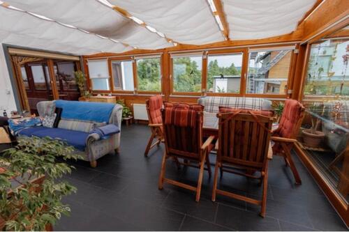 Foto - 6.5 Zimmer Doppelhaushälfte in Neuenstein