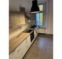 4-Zimmer-Altbauwohnung im Stadtzentrum, mit Balkon und Einbauküche - Stendal