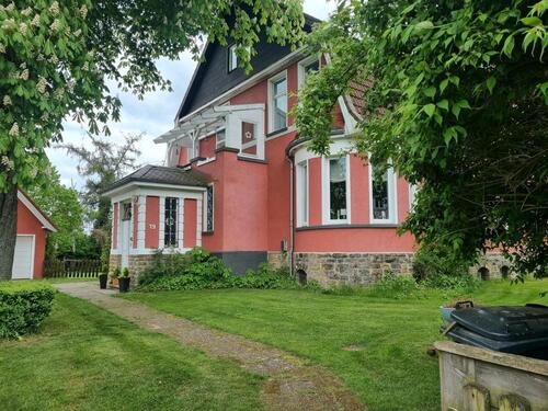 Foto - Halbe Jugendstil Villa mit traumhafter Raumgestaltung