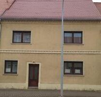 Zentral gelegenes Reihenhaus in Querfurt in grüner Umgebung