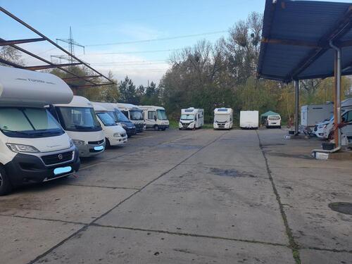 Foto - Stellplätze für Wohnmobile, Wohnwagen, PKW, Boote,Motorräder,....