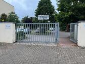 Foto - Sicherer Stellplatz mit elektrischem Tor in zentraler Lage