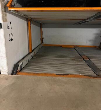 Foto - Tiefgaragenstellplatz zu vermieten