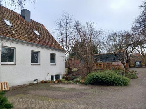 Foto - Verkaufe erschlossenes Grundstück mit Altbestand