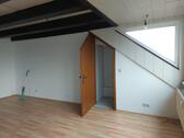 Foto - Helle 2-Zimmer-Dachgeschosswohnung