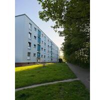 3-Zimmer-Wohnung mit Südwest-Balkon in grüner Lage Mettenhof - Melsdorf