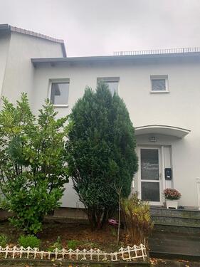 Foto - Reihenmittelhaus mit 5 Zimmer und Keller- PROVISIONSFREI-