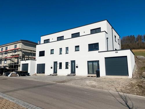 Foto - Doppelhaushälfte in Oberrot - 1.600,00&nbsp;EUR Kaltmiete, ca.&nbsp; 150,00&nbsp;m&sup2;