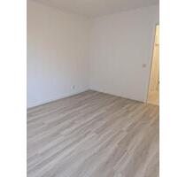 Studentenapartment | frisch renoviert | direkt an der Straßenbahn - Bielefeld Schildesche