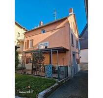 Haus zu Verkaufen von Privat - 195.000,00 EUR Kaufpreis, ca.  75,00 m² in Lorch (PLZ: 65391)