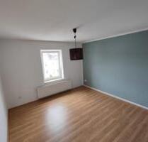 3-Zimmer-DG-Wohnung in Niederplanitz, Maisonette, EBK, Stellplatz - Zwickau Neuplanitz