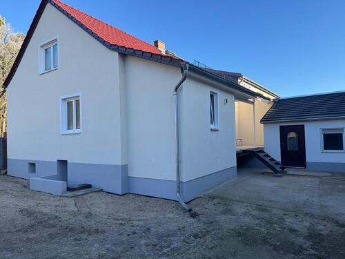 Foto - 5-Raum-Einfamilienhaus mit Scheune, WDVS, Fenster neu