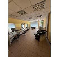 Laden lokal Andernach - 750,00 EUR Kaltmiete, in Koblenz (PLZ: 56070) Bubenheim