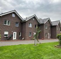 Endreihenhaus mit Garage - 990,00 EUR Kaltmiete, ca.  89,00 m² in Alfhausen (PLZ: 49594)