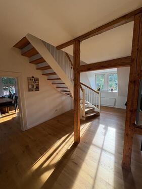 Foto - 4 Zimmer Wohnung zu Vermieten - 1.100,00&nbsp;EUR Kaltmiete, ca.&nbsp; 137,00&nbsp;m&sup2;