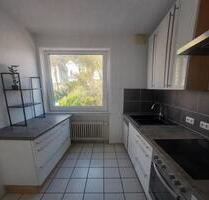 Renovierte 3-Zimmer-Wohnung mit Einbauküche in Wuppertal-Hainholz