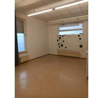 Singen Gewerbe Raum - 650,00&nbsp;EUR Kaltmiete, in Hilzingen (PLZ: 78247)