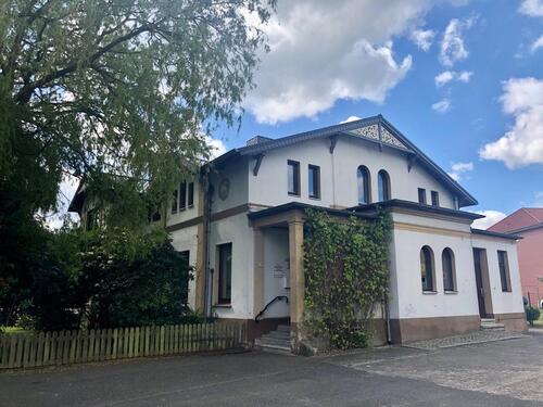 Foto - Mehrfamilienhaus 4 Eigentumswohnungen (3 Wohnungen und 1 Praxis)