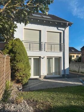 Foto - Modernes offen gestaltetes Haus im Grünen von Brühl zu vermieten