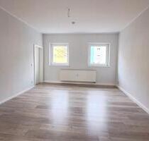 Helle Erdgeschosswohnung mit Balkon in Zeitz