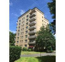 Familienfreundliche 4-Zimmer-Wohnung mit Balkon - Kassel Fasanenhof