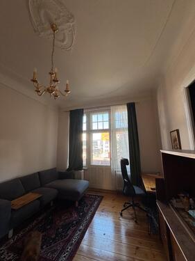 Foto - Helles, möbliertes Pendlerzimmer in Tempelhof – ab September