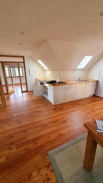 Foto - Dachgeschoss Wohnung mit eigenem Eingang