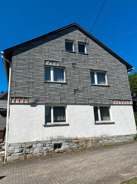 Foto - 7 Zimmer Bauernhaus, Landhaus zum Kaufen in Tettau