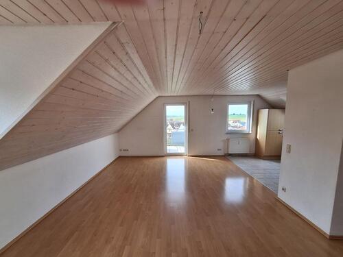 Foto - 2-Zimmer DG-Wohnung für Single oder Paare