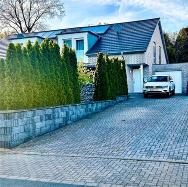 Foto - Moderne Doppelhaushälfte Bj. 2008