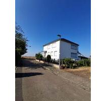 Zweifamilienhaus - 450.000,00&nbsp;EUR Kaufpreis, ca.&nbsp; 78,00&nbsp;m&sup2; in Swisttal (PLZ: 53913)