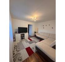 2,5 Zimmer Wohnung mit EK und Balkon - Reutlingen