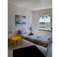 Monteurzimmer Ferienzimmer mit Bad- und Küchenmitbenutzung - Heiligenhaus