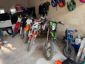 Foto - Motorrad stellplatz garage motocross scooter motorbike