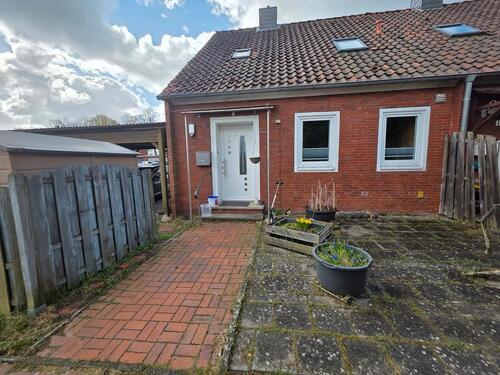 Foto - Endreihenhaus mit Carport — von privat